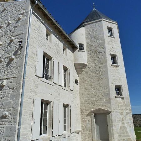 Logis De Pierre Levee Bed & Breakfast Bessines ภายนอก รูปภาพ