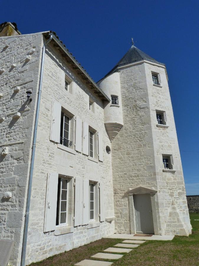 Logis De Pierre Levee Bed & Breakfast Bessines ภายนอก รูปภาพ