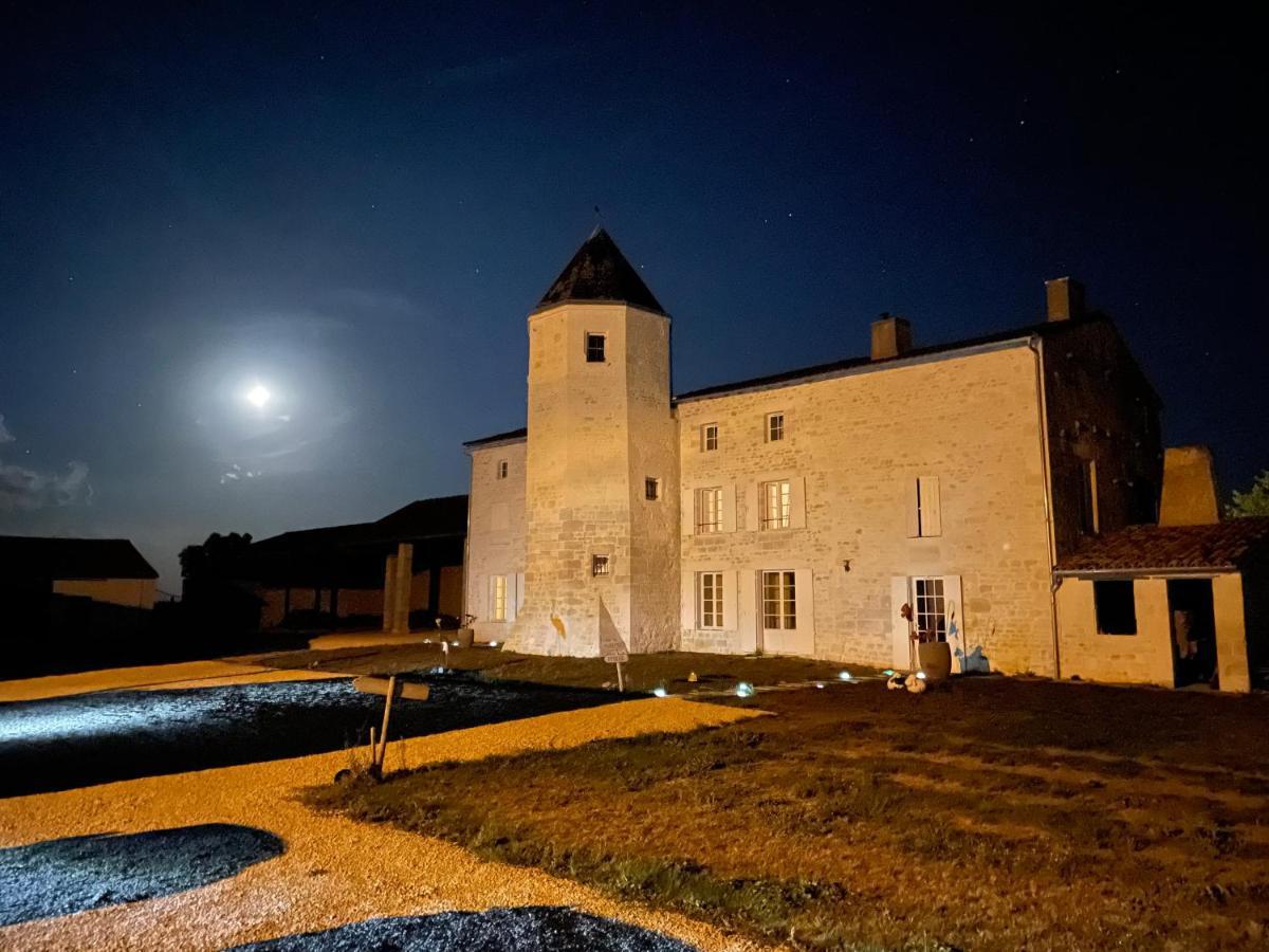Logis De Pierre Levee Bed & Breakfast Bessines ภายนอก รูปภาพ